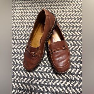 BORN Leather Slip On Loafer in Chestnut Brown Size 9.5